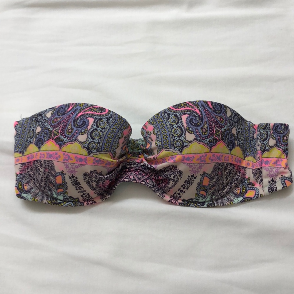 Victoria’s Secret bandeau bathing suit top